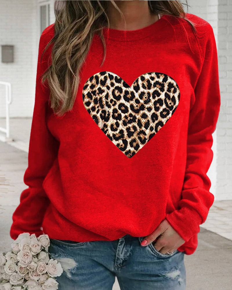 Women's Sweatshirt With Leopard Heart Print