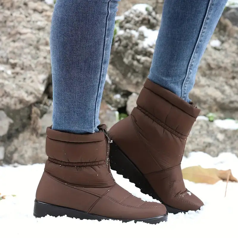 Warm and comfortable winter boots for women