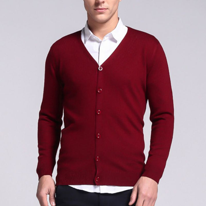 Classic Men's cardigan with button