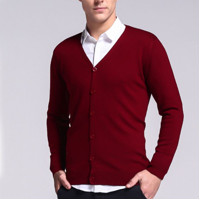 Classic Men's cardigan with button