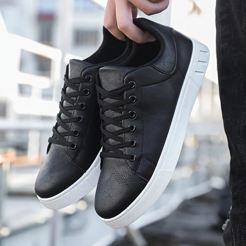 Men's lace-up shoes with extra comfort