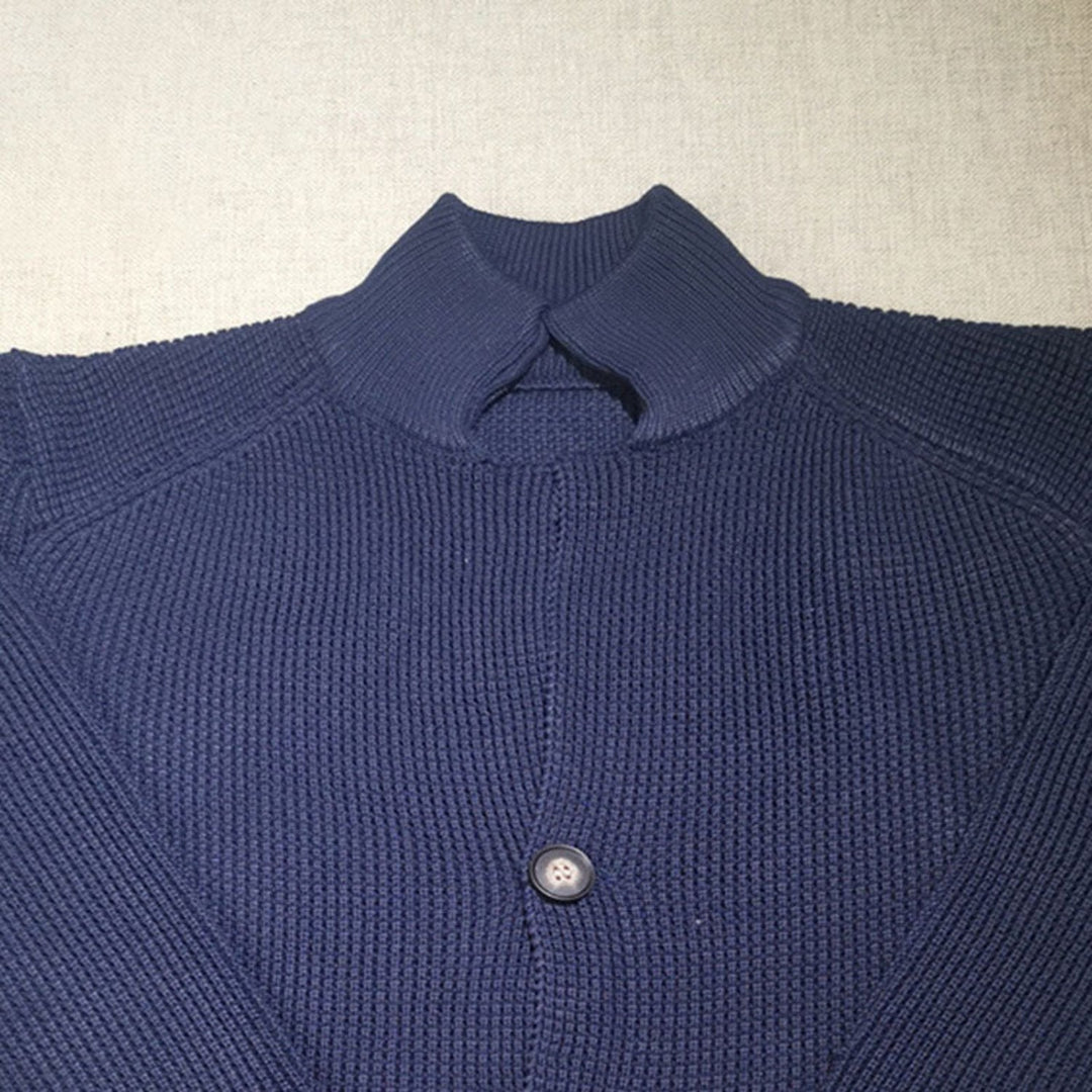 Men's elegant cardigan with front pockets