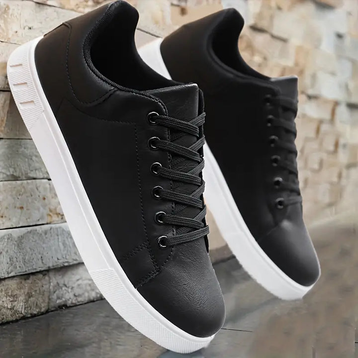 Men's lace-up shoes with extra comfort