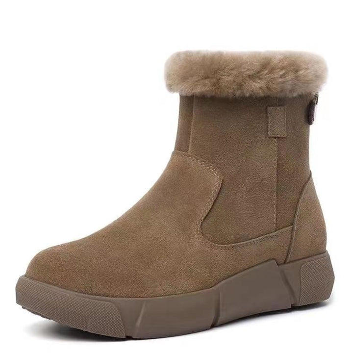 Ladies boots with flat heel and warm fleece lining