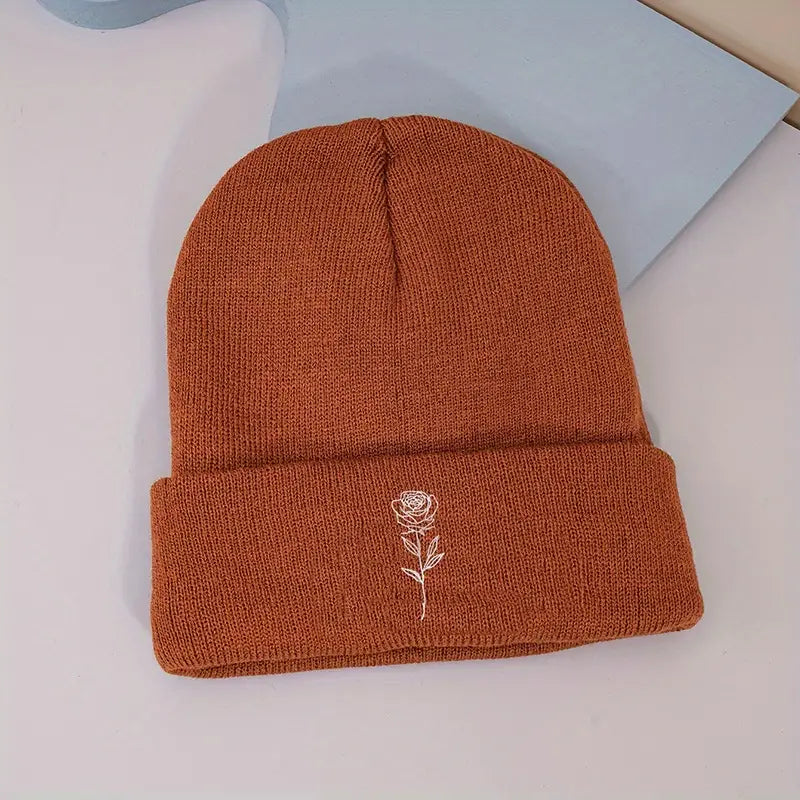 Casually winter cap with rose print for men