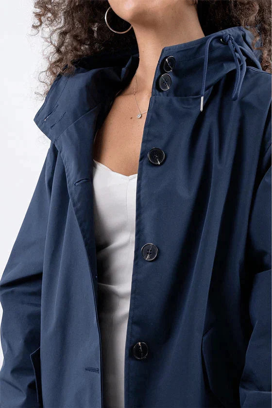 Women's waterproof mackintosh raincoat