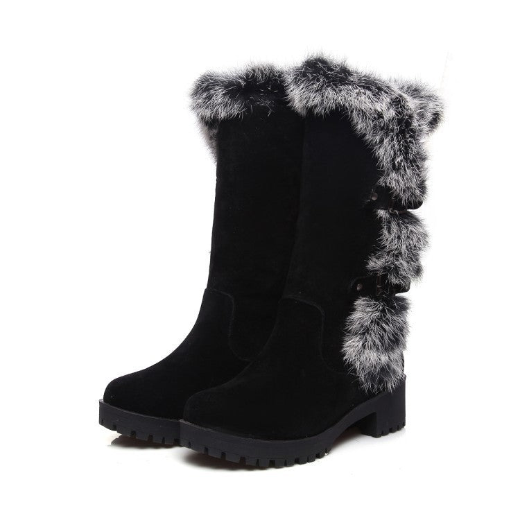 Suede women's snow boots with fur and low heel