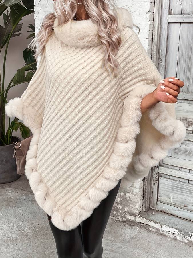 Women's Poncho with Faux Fur