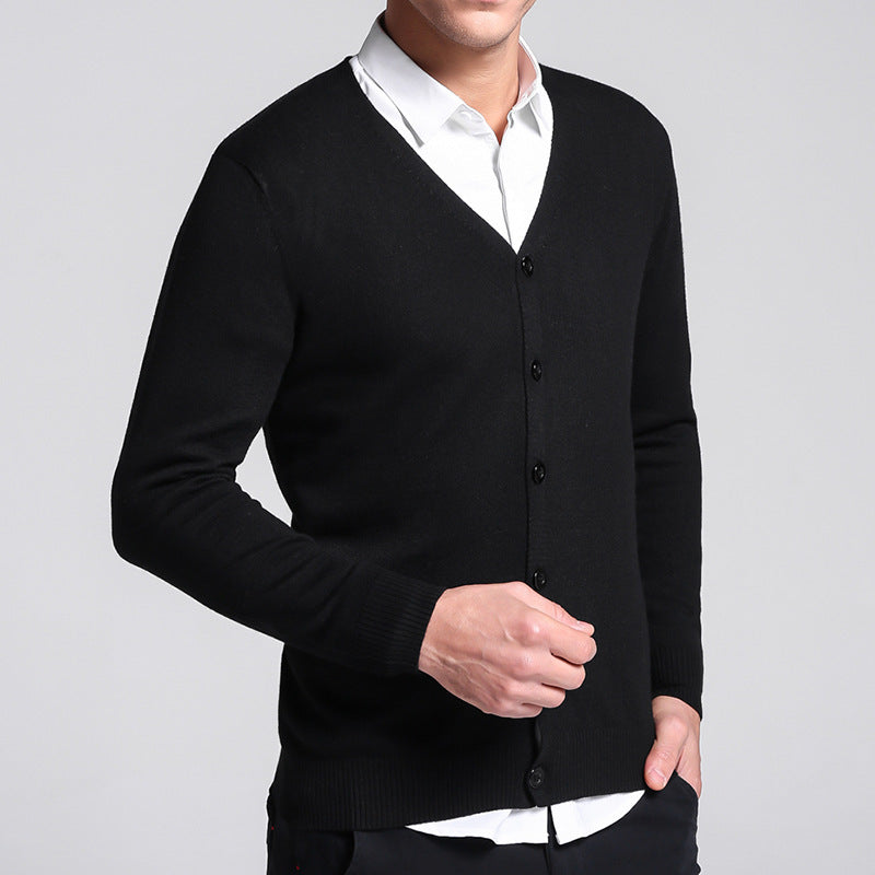 Classic Men's cardigan with button