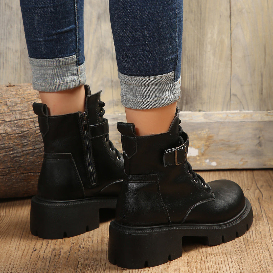 Mid-height ladies army boots with thick heel