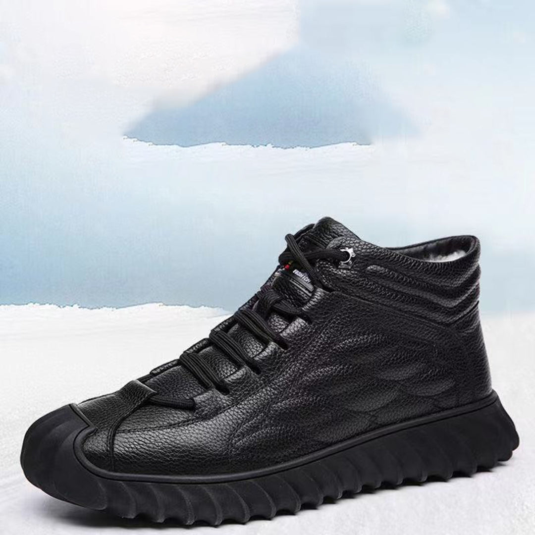 Black men's shoes with warm inner lining