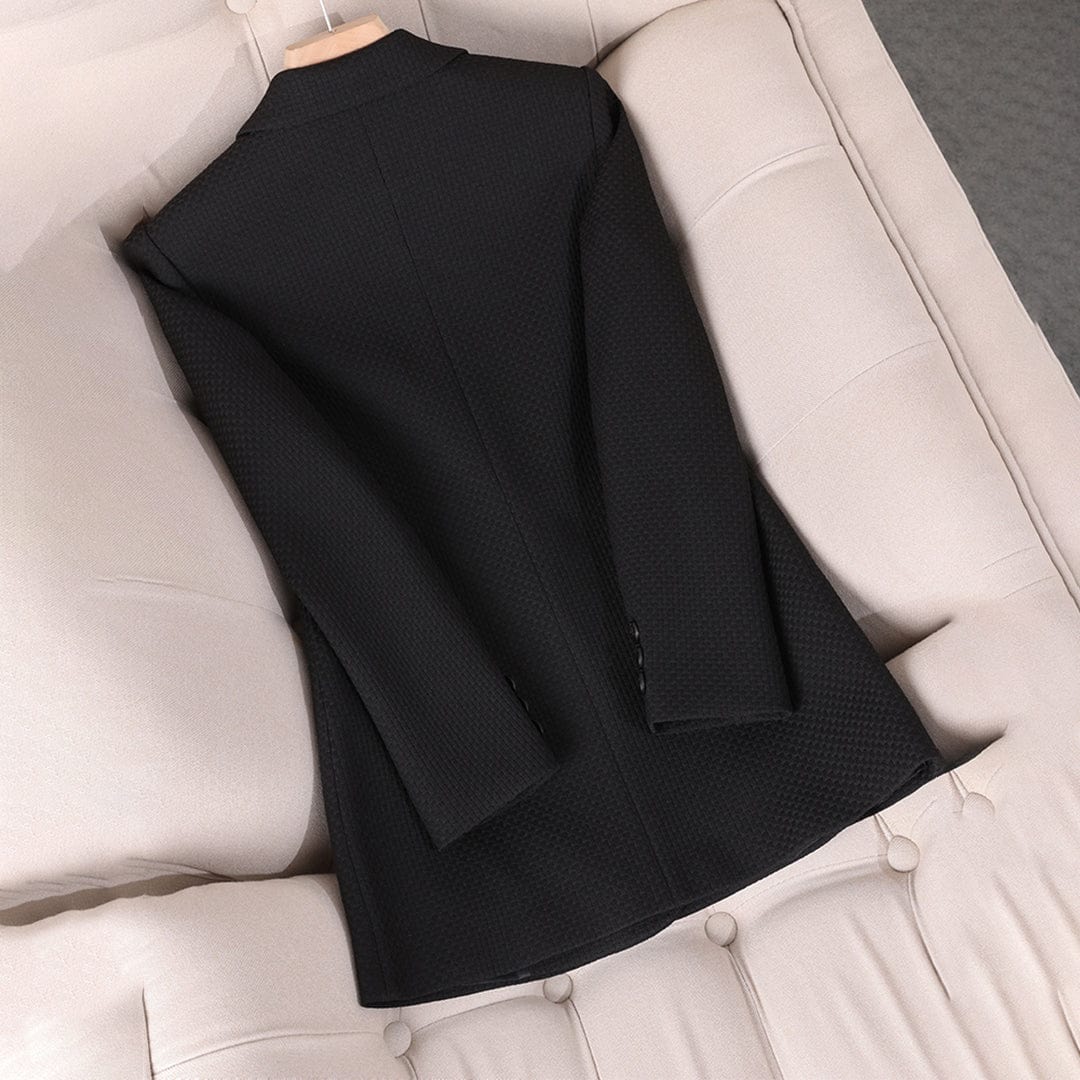 Women's tailored fit blazer