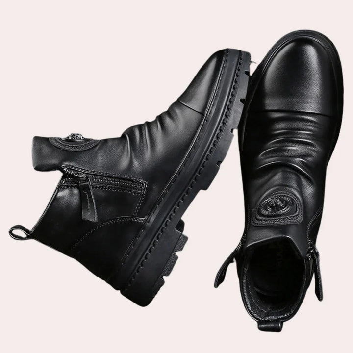 Fashionable leather men's shoes