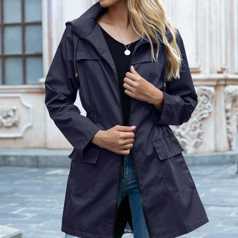 Practical hooded coat with zip for women