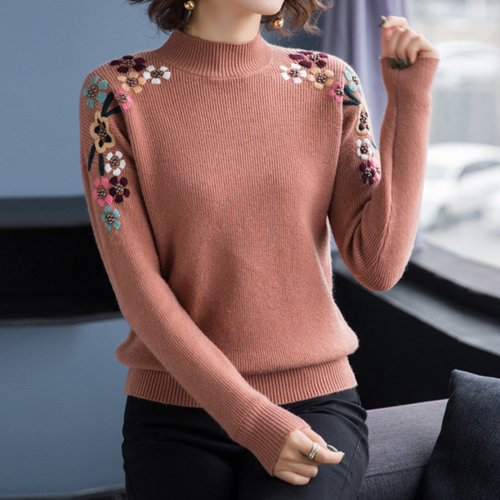 Chic jumper for women with floral print