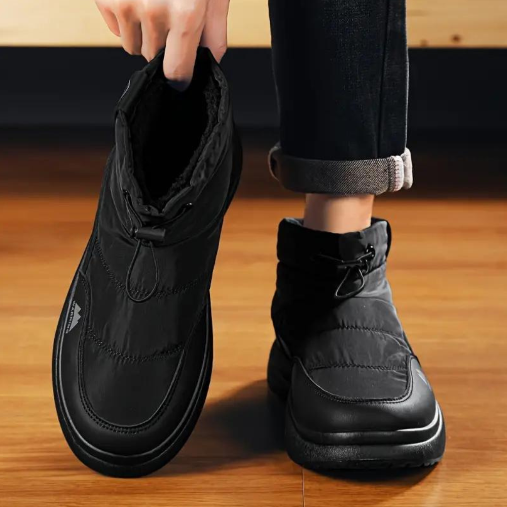 Fashionable winter boots for men