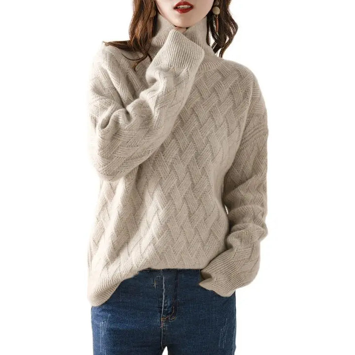 Elegant and chic cashmere jumper for women