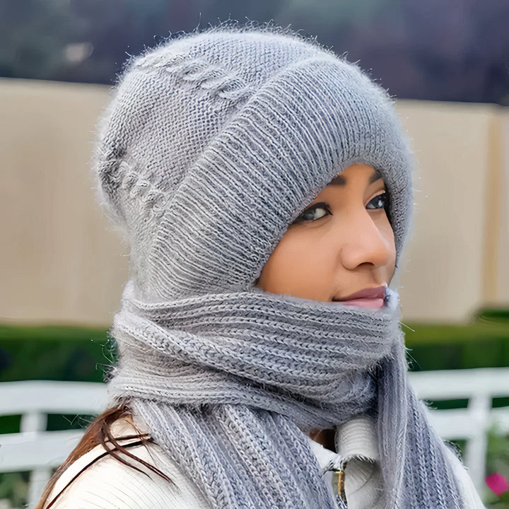 2-in-1 Wool ladies beanie + scarf