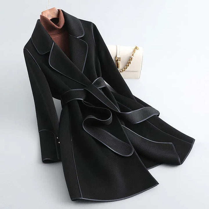 Fashionable coat with belt for women