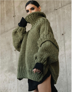 Women's oversized knitted jumper