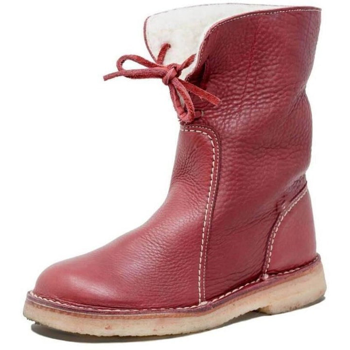 Waterproof women's boots with wool lining