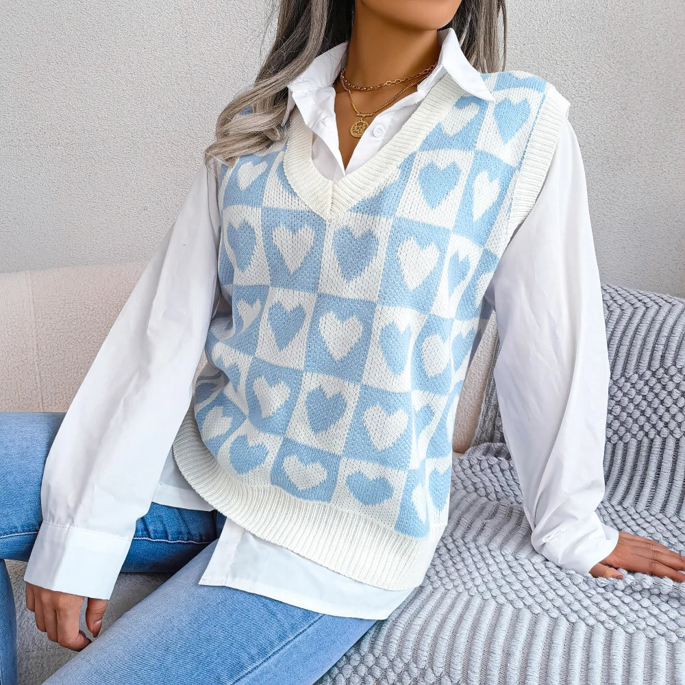 V-neck cardigan with heart print for women