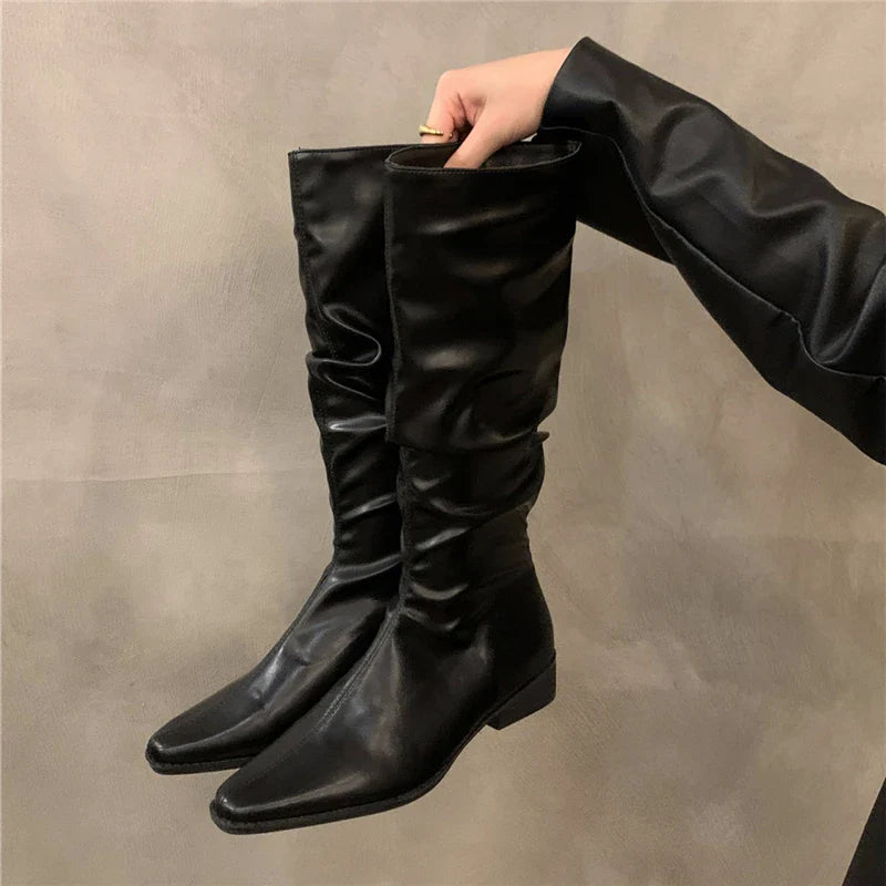 Fashionable long knee boots with block heel for women