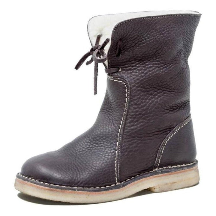 Waterproof women's boots with wool lining