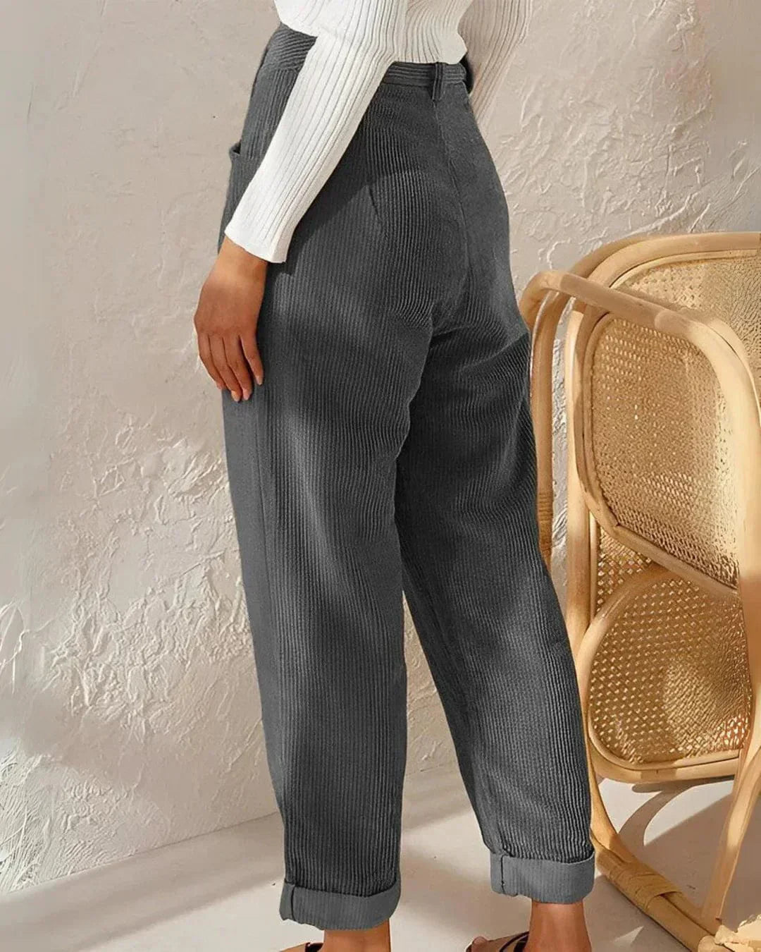 Elegant corduroy trousers for women