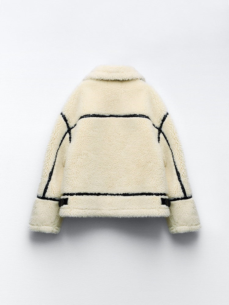 Women's warm and cosy sherpa jacket