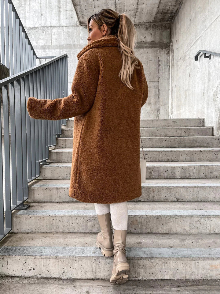 Winter coat in fine wool