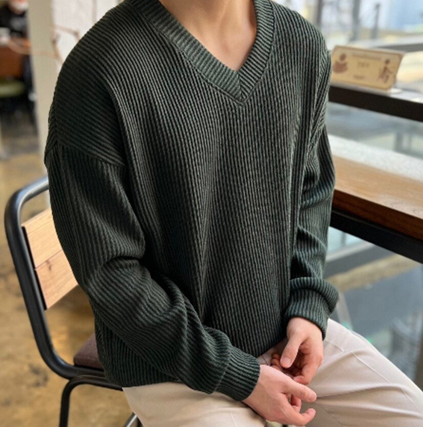 Knitted Men's V-Neck Sweater