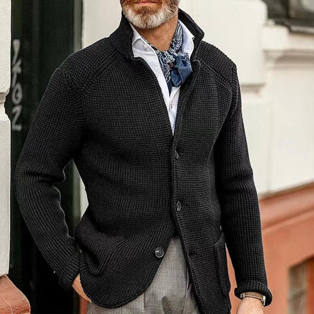 Men's elegant cardigan with front pockets