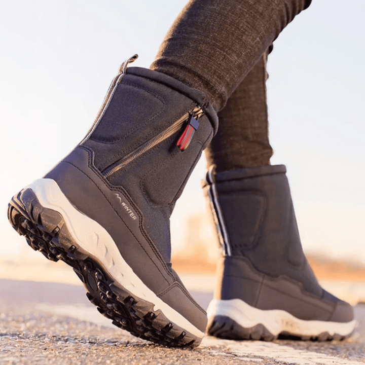 Half-high warm winter men's zipped boots