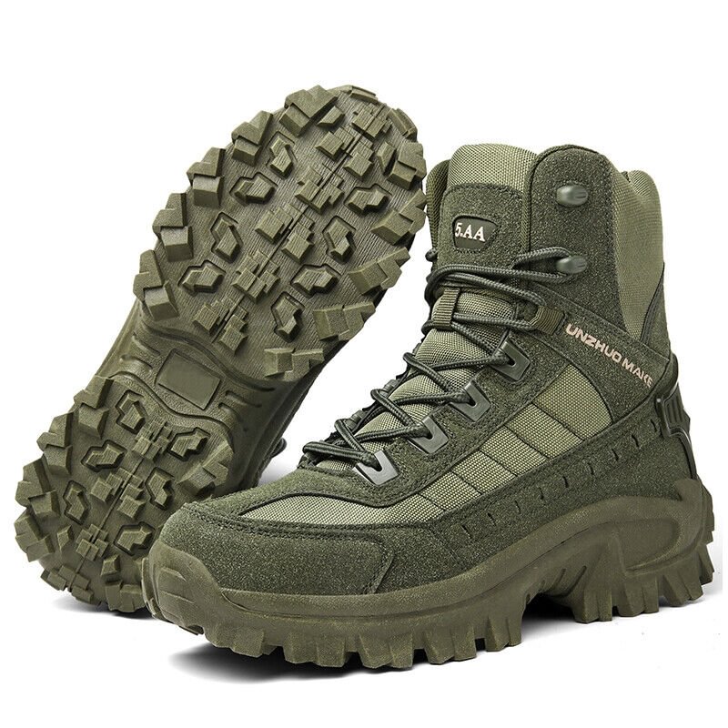 Waterproof puncture-resistant military men boots for outdoor use